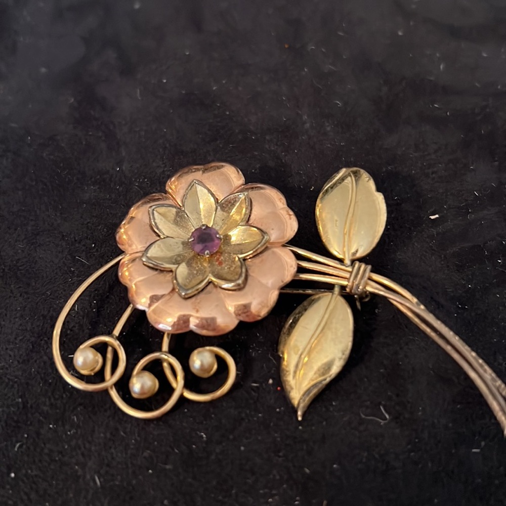 Harry Iskin 1/20 10k gold filled floral brooch crystal